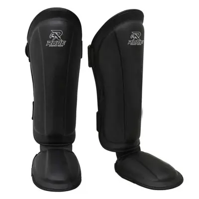 Black professional boxing gloves